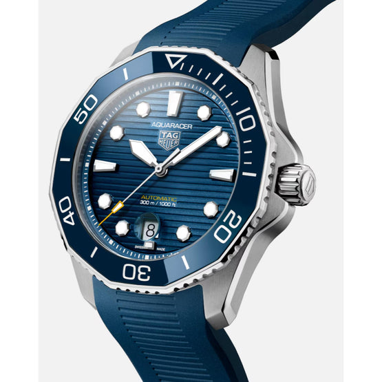 TAG Heuer Aquaracer Professional 300 Date - 43mm-Steel-Blue